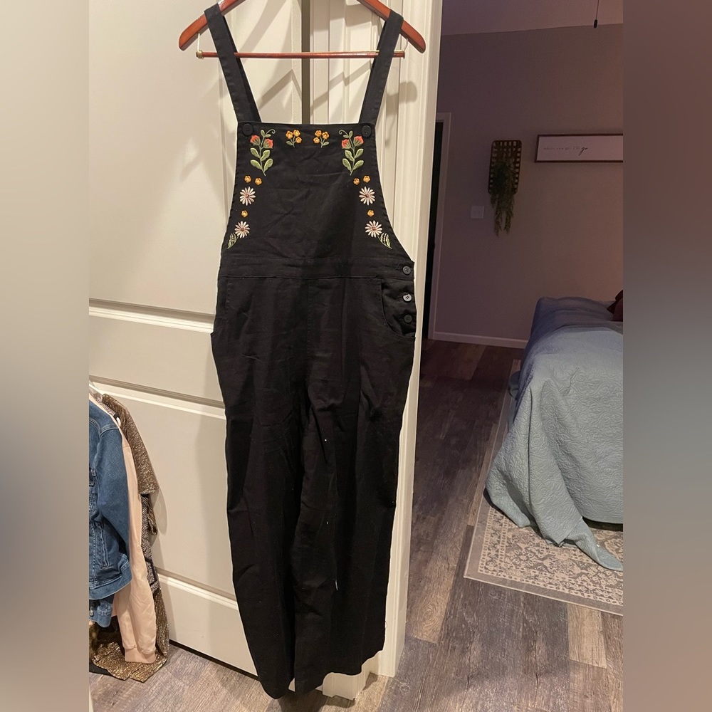 ModCloth One Flor-All Embroidered Overalls - Black / 16 (AU) × 1